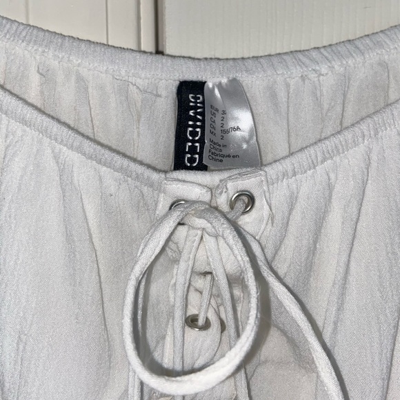 H&M Divided White Lace Up Crop Top - Picture 2 of 2